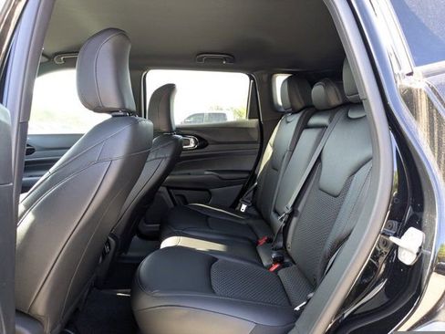 New 2026 Jeep Compass Latitude AWD/4WD image 13