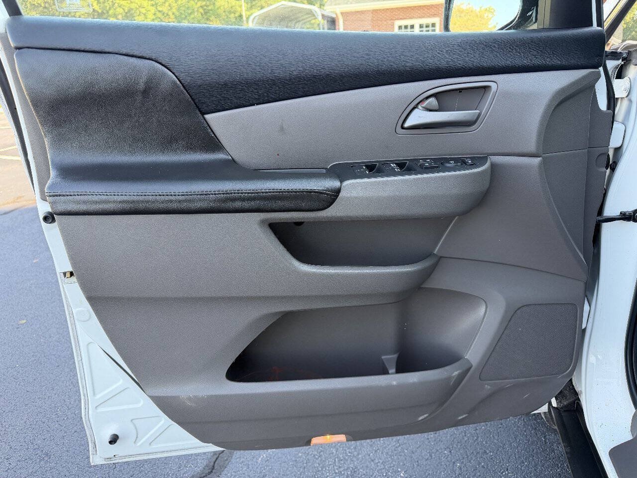 Used 2012 Honda Odyssey EX-L image 10