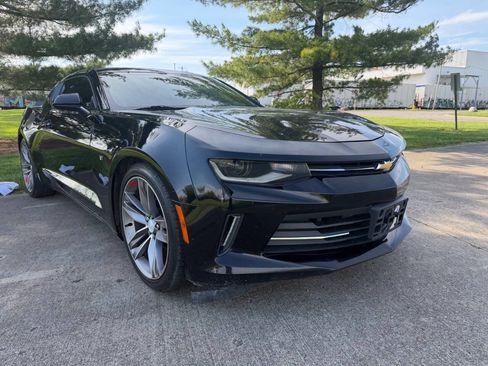 Used 2018 Chevrolet Camaro LT w/ RS Package image 3