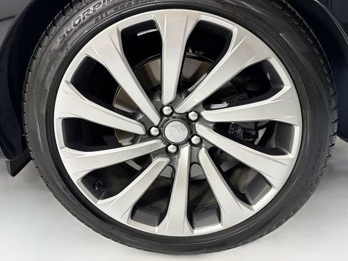 Certified 2023 Land Rover Range Rover Long Wheelbase Autobiography AWD/4WD image 31