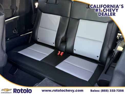 Used 2022 Ford Explorer XLT w/ Equipment Group 202A RWD image 17