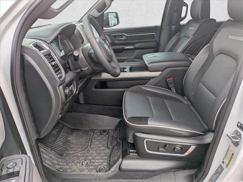 Used 2025 RAM 1500 Laramie w/ Night Edition image 17