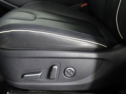 Used 2024 Hyundai Palisade SEL w/ Premium Package image 24