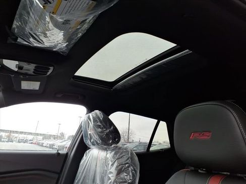 New 2026 Chevrolet Trax RS w/ Sunroof Package image 10