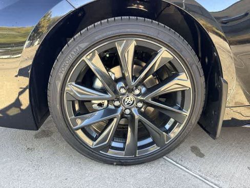 Used 2026 Toyota Corolla SE image 11