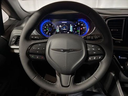 New 2026 Chrysler Pacifica Limited w/ S Appearance Package image 27