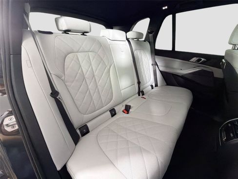 New 2026 BMW X5 xDrive40i AWD/4WD image 26