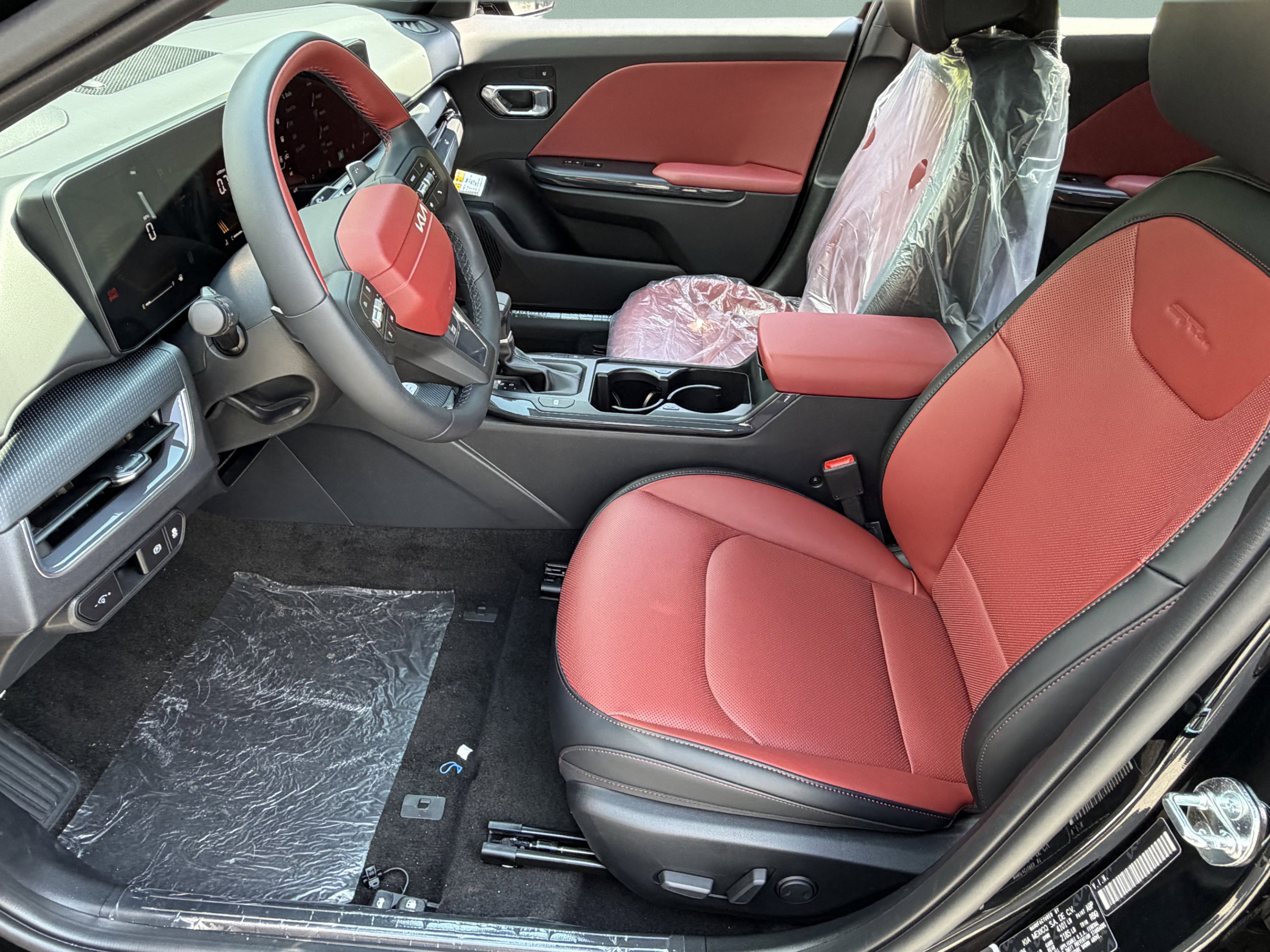 New 2026 Kia K4 EX w/ GT-Line Premium Package FWD image 10