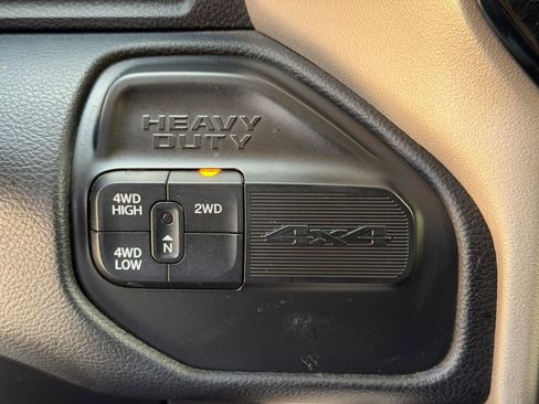 Used 2022 RAM 3500 4x4 Crew Cab Laramie DRW image 23