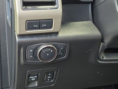 Used 2019 Ford F150 Lariat w/ Equipment Group 502A Luxury image 25