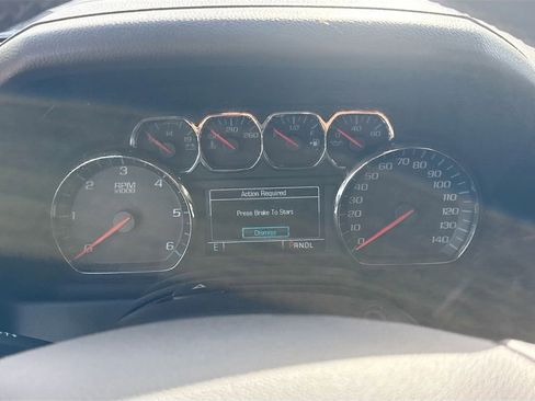 Used 2020 Chevrolet Suburban Premier image 13