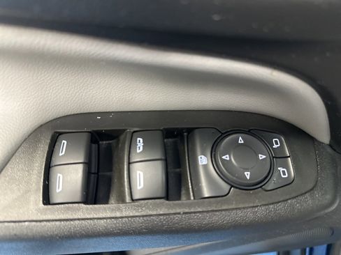 Used 2023 Chevrolet Equinox LS w/ LS Convenience Package image 22