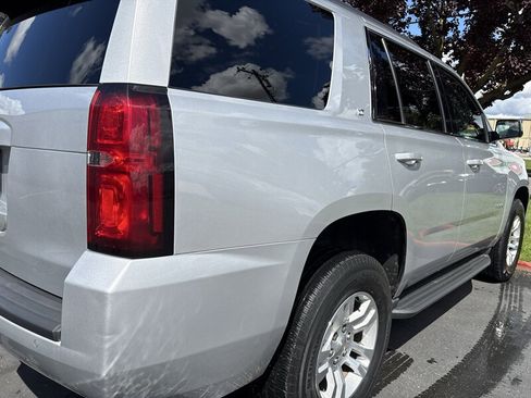 Used 2017 Chevrolet Tahoe LT AWD/4WD image 12