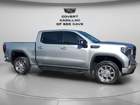Used 2024 GMC Sierra 1500 AT4 w/ Technology Package image 12