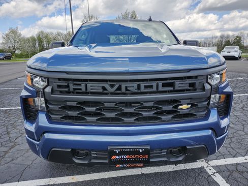 Used 2024 Chevrolet Silverado 1500 Custom image 11