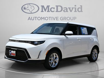 Used 2025 Kia Soul LX w/ LX Technology Package