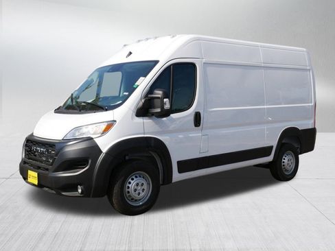 New 2026 RAM ProMaster 3500 w/ Convenience Group image 3