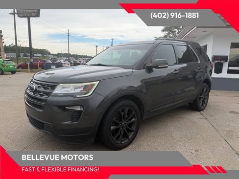 Used 2019 Ford Explorer XLT w/ Equipment Group 202A AWD/4WD image 1