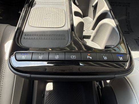 Used 2025 Hyundai Ioniq 5 Limited RWD image 26