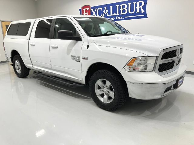 Used 2020 RAM 1500 Classic SLT AWD/4WD image 5
