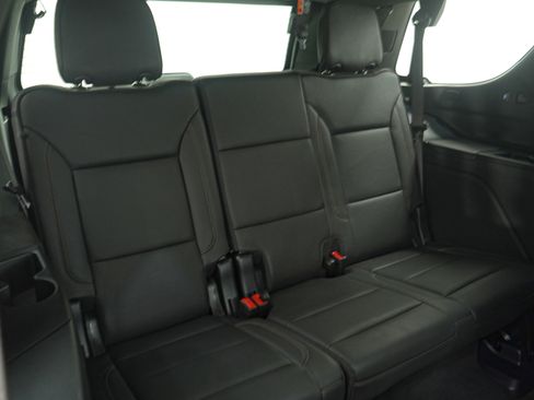 Used 2025 Chevrolet Tahoe High Country w/ Sun And Tow Package image 17