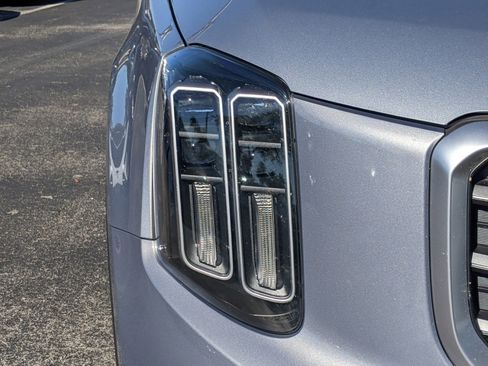 Certified 2023 Kia Telluride SX image 8