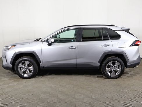 Used 2024 Toyota RAV4 XLE AWD/4WD image 15
