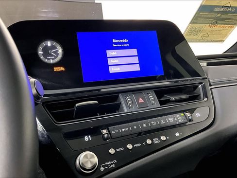 Used 2025 Lexus ES 350 image 6