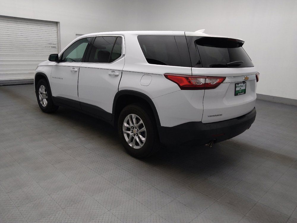 Used 2021 Chevrolet Traverse LS FWD image 3