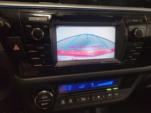 Used 2015 Toyota Corolla S FWD image 16