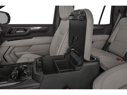 New 2026 GMC Yukon AT4 w/ Premium Trailering Package AWD/4WD image 9