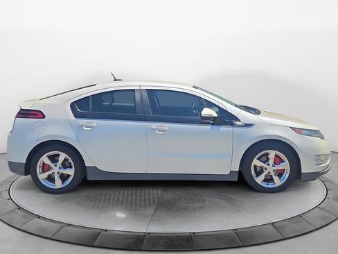 Used 2014 Chevrolet Volt Premium w/ Premium Trim Package FWD image 6