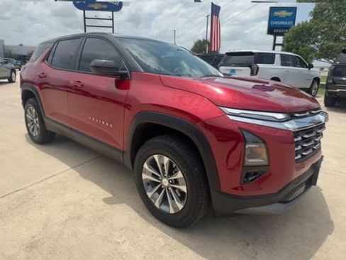 Certified 2026 Chevrolet Equinox LT w/ Safety and Technology Package FWD image 2