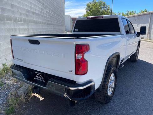 Used 2023 Chevrolet Silverado 2500 LT AWD/4WD image 5