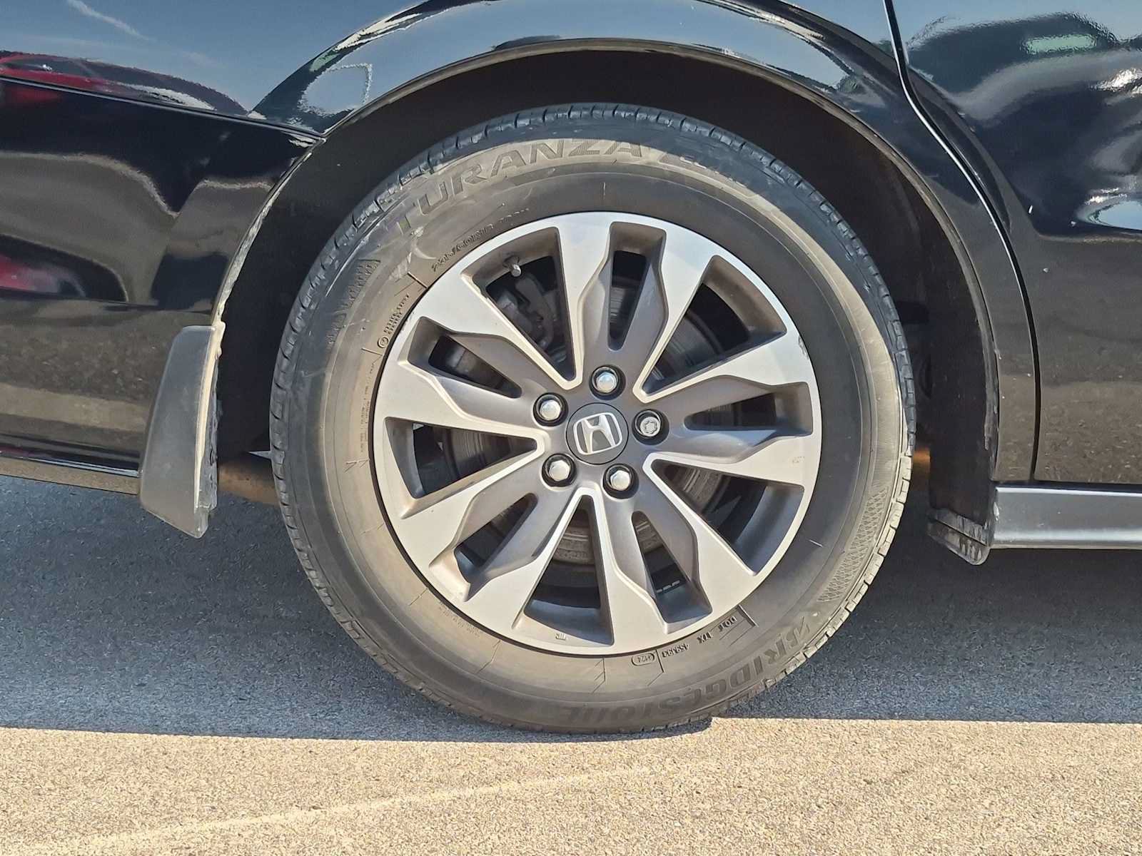 Used 2024 Honda Odyssey EX-L image 14