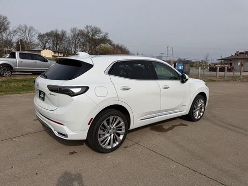 New 2026 Buick Envision Avenir image 3