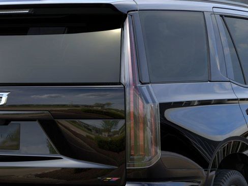 New 2026 Cadillac Escalade V w/ LPO, ONYX Package AWD/4WD image 12