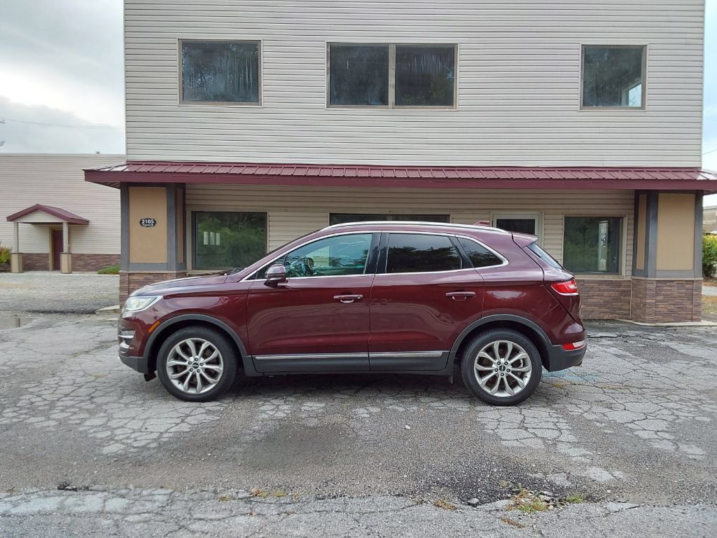 Used 2017 Lincoln MKC Select w/ Select Plus Package AWD/4WD image 1