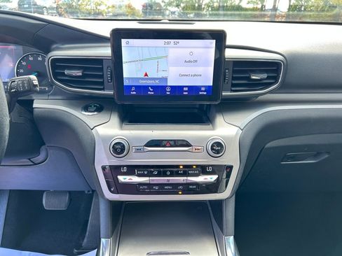 Used 2021 Ford Explorer XLT w/ Equipment Group 202A image 20