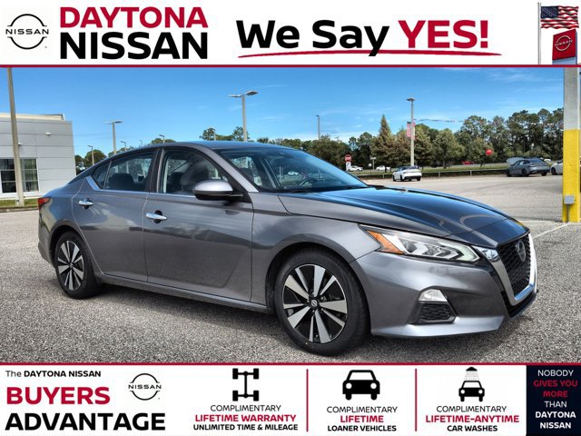 Used 2021 Nissan Altima 2.5 SV FWD image 1