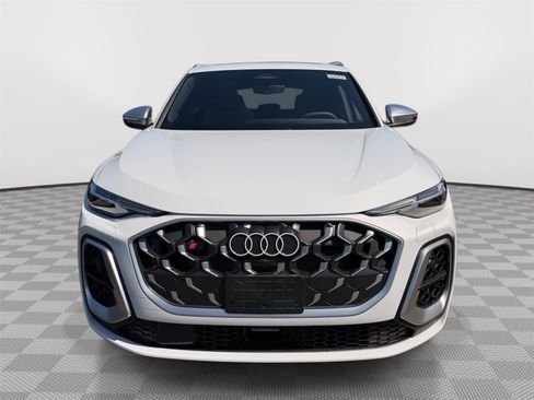 New 2026 Audi SQ5 Premium Plus image 2