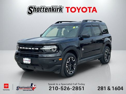Used 2024 Ford Bronco Sport Outer Banks image 1