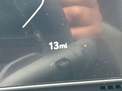 New 2026 Kia Carnival SX image 28