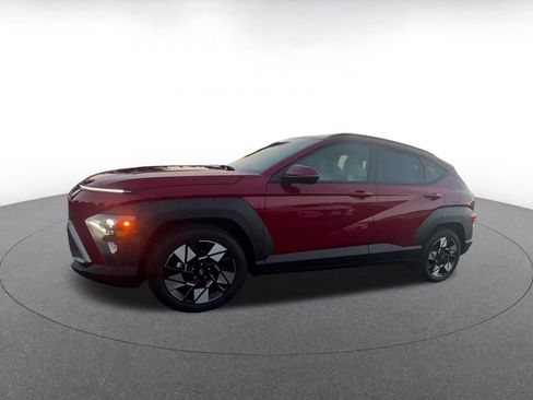 Used 2025 Hyundai Kona SEL image 8