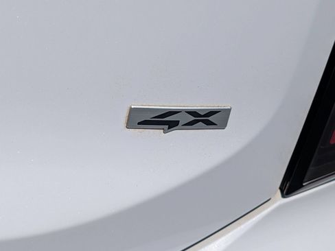 Used 2023 Kia Telluride SX AWD/4WD image 5