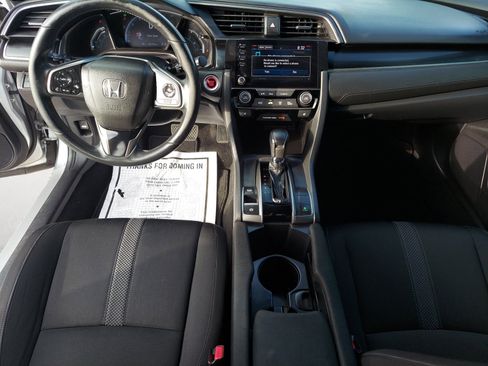 Used 2021 Honda Civic EX image 3