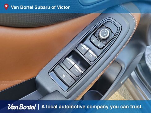 Used 2022 Subaru Forester Touring image 14