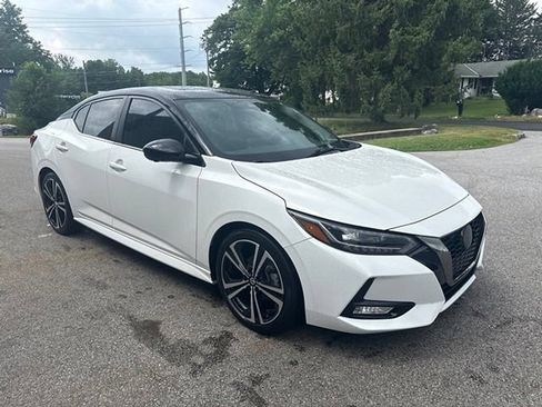 Used 2022 Nissan Sentra SR w/ SR Premium Package FWD image 24