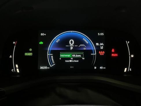 Certified 2025 Toyota Camry SE FWD image 16