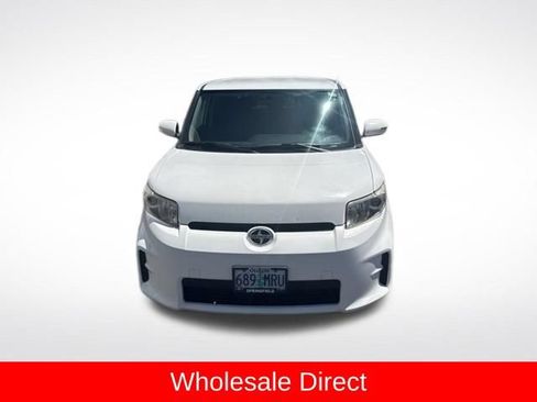 Used 2011 Scion xB FWD image 6